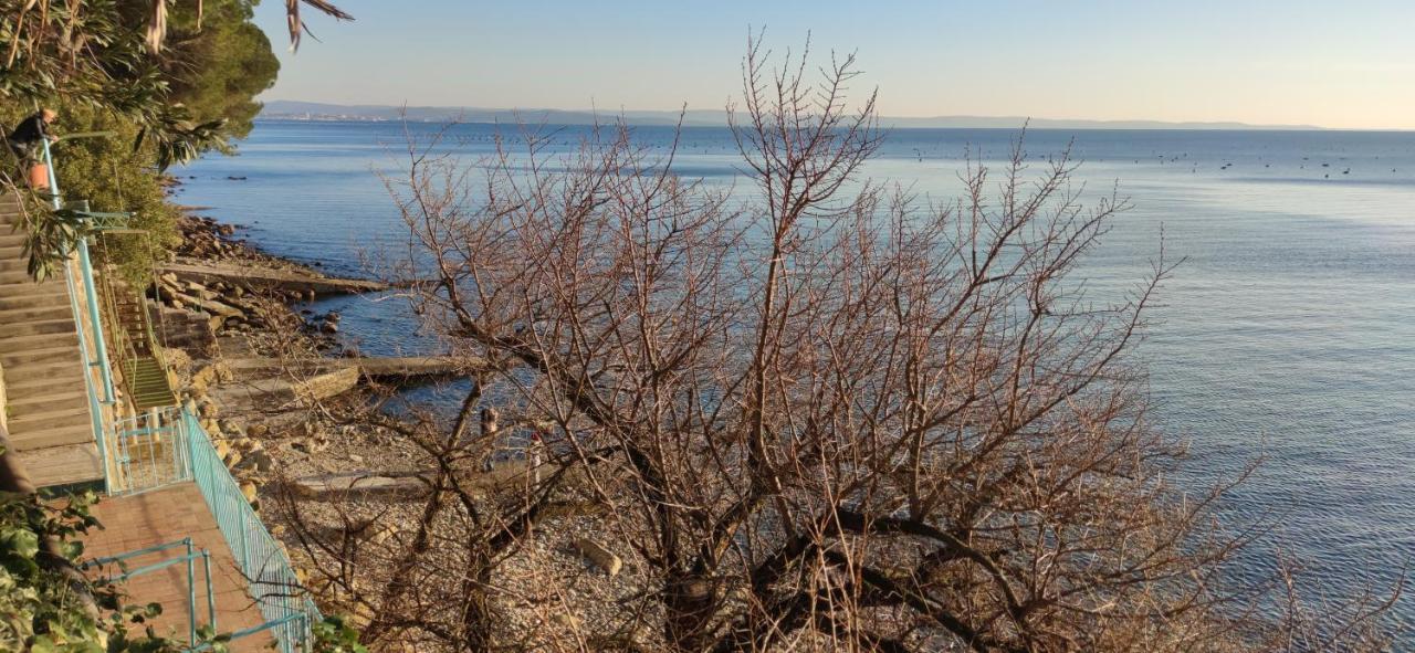 Locazione Turistica Sul Mare Strada Costiera 244, Trieste Санта Кроче Мара Екстериор снимка